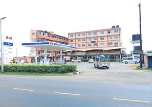 Exterior - Dillons Highway Motel (Kilimambogo)