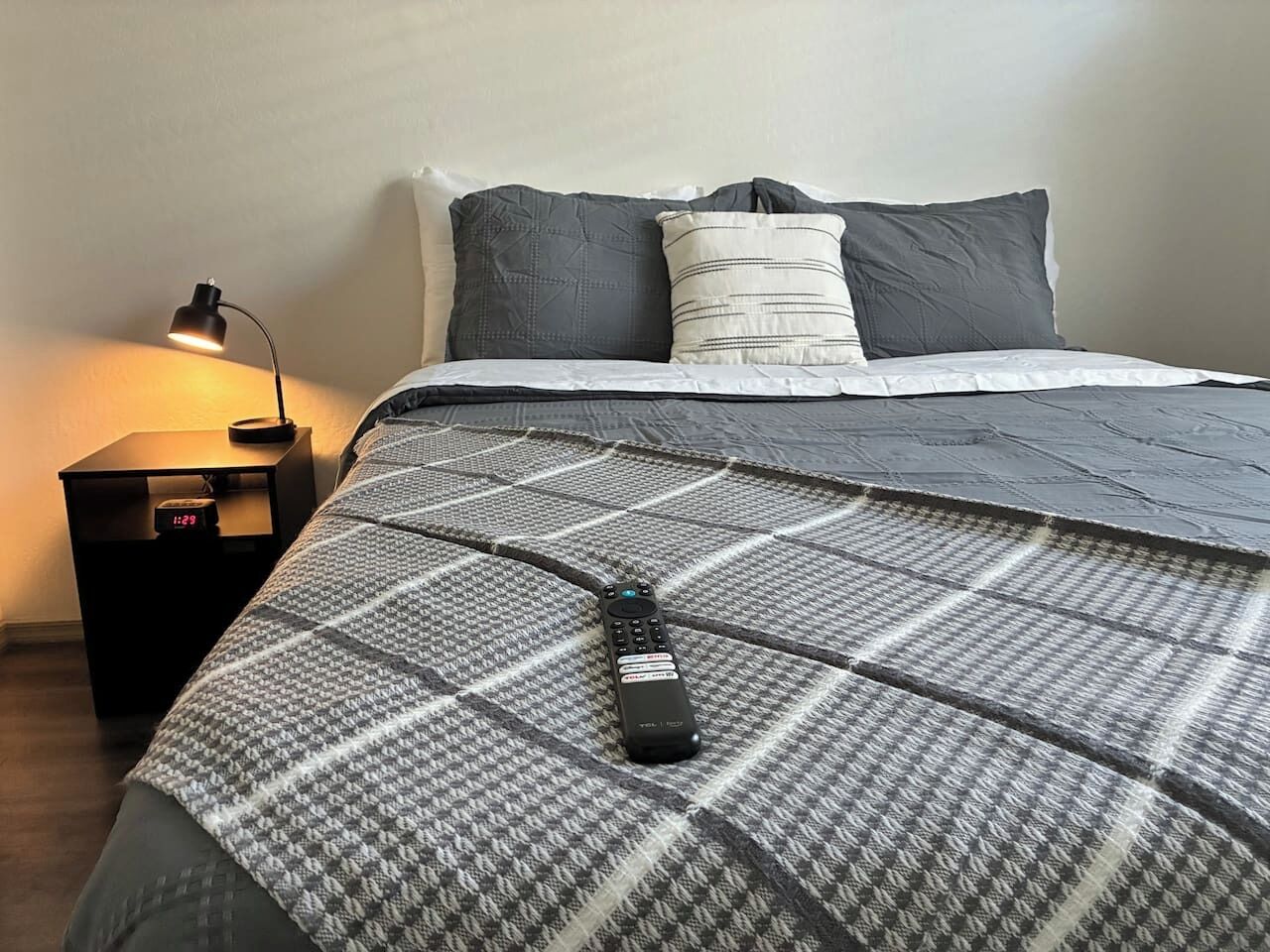 Desk, free WiFi, bed sheets