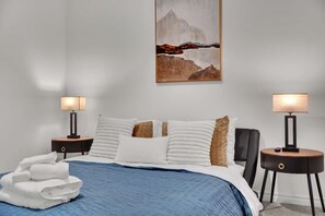 4 Schlafzimmer, Bügeleisen/Bügelbrett, WLAN, Bettwäsche