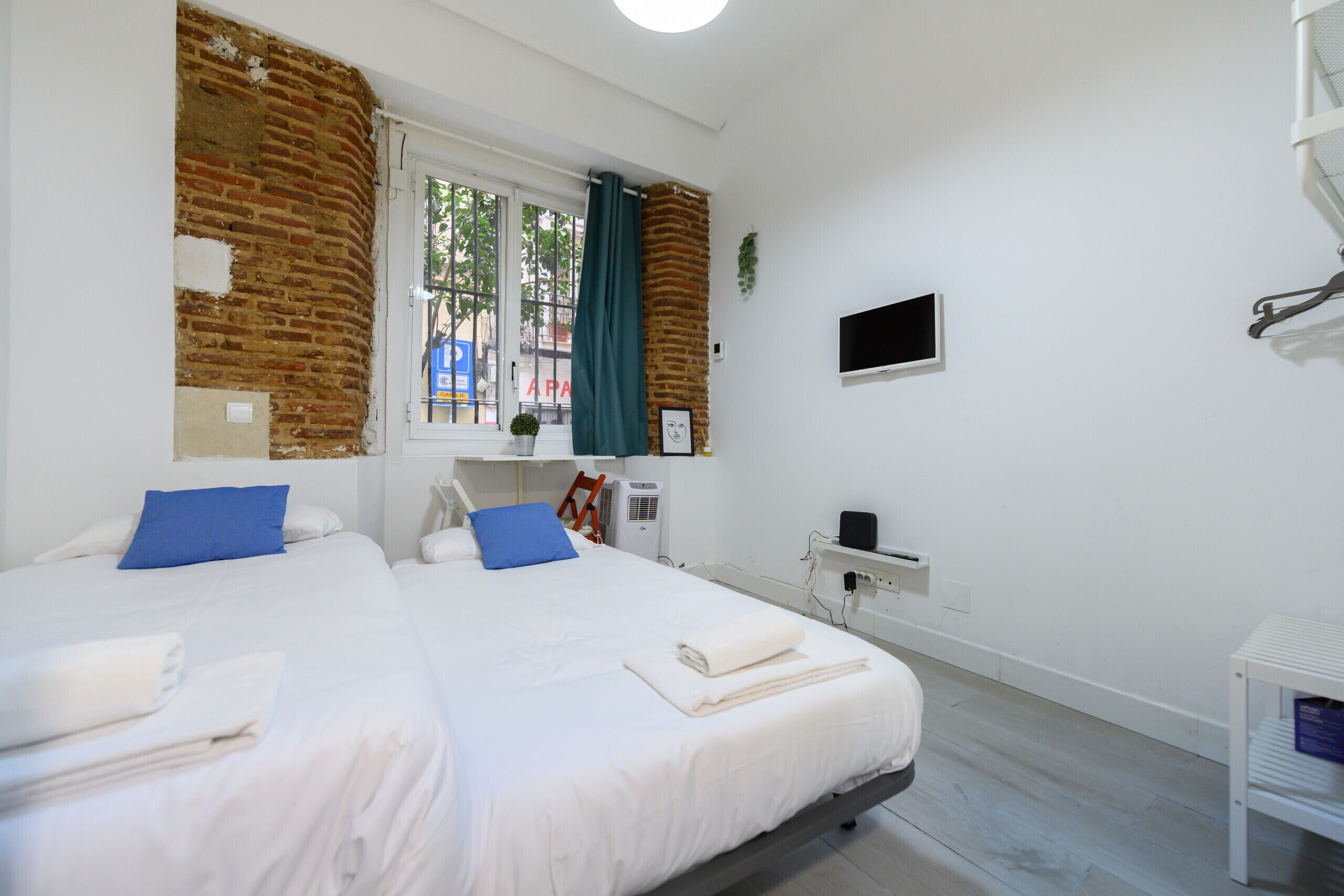 Accès au Wi-Fi (inclus)