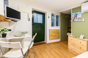 Interior - (SVF1304) Cozy Studio in the Center of Madrid (Madrid)