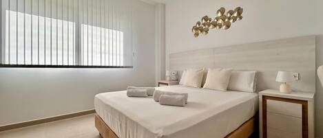 Bügeleisen/Bügelbrett, WLAN, Bettwäsche