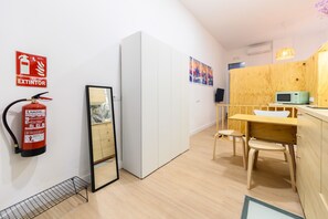 Interior - (FGA50E) Cozy apartment in Chamberí (Madrid)