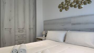 2 slaapkamers, een strijkplank/strijkijzer, wifi, beddengoed