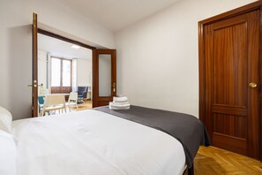 1 bedroom, iron/ironing board, free WiFi - (MAY613) Apartment in the center of Madrid (Madrid)