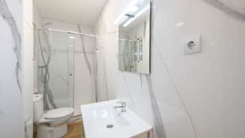 Ducha y secador de pelo