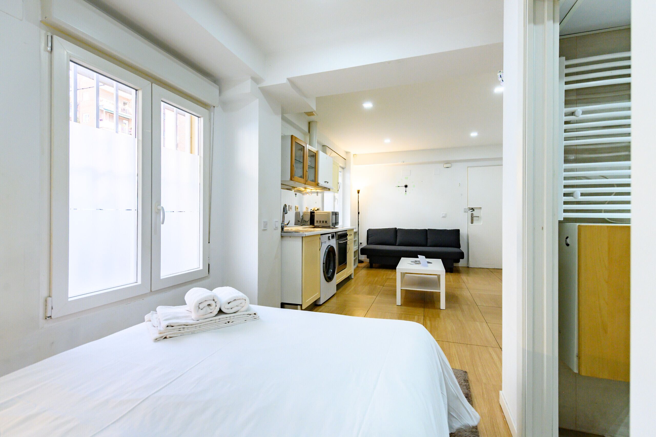 Iron/ironing board, free WiFi