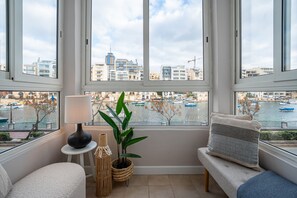 Interior - Sumptuous townhouse, sea view roof terrace GOSTJ-2 (St Julian's)