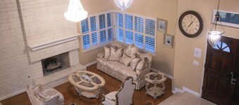 Luxury Vacation Home 5Bedroom with Private Pool, 15 Min to Huntington Beach Pier