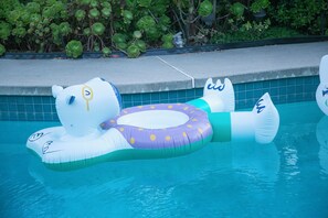 Piscine extérieure, piscine chauffée