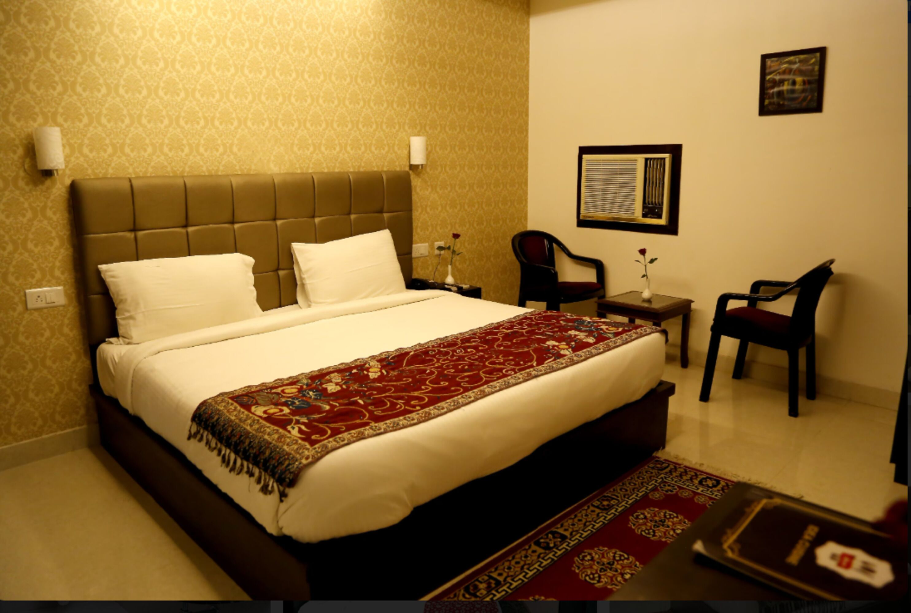 Kahden hengen deluxe-huone, kaupunkinäköala | Ilmainen Wi-Fi