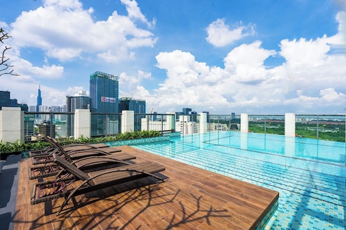 MADISON Premier Residence