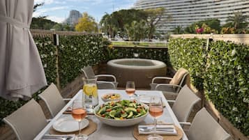 Ristorazione all'aperto