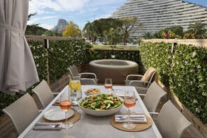 Oklassificerad bild, 5 av 11, knapp