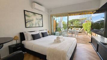 Fer et planche Ă repasser, Wi-Fi, draps fournis