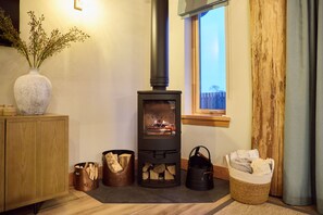 Interior - Host & Stay | Cabin on the Loch (Kelso)