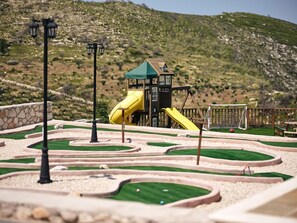 Mini-golf - Karousa Luxury Villa (Zakynthos)