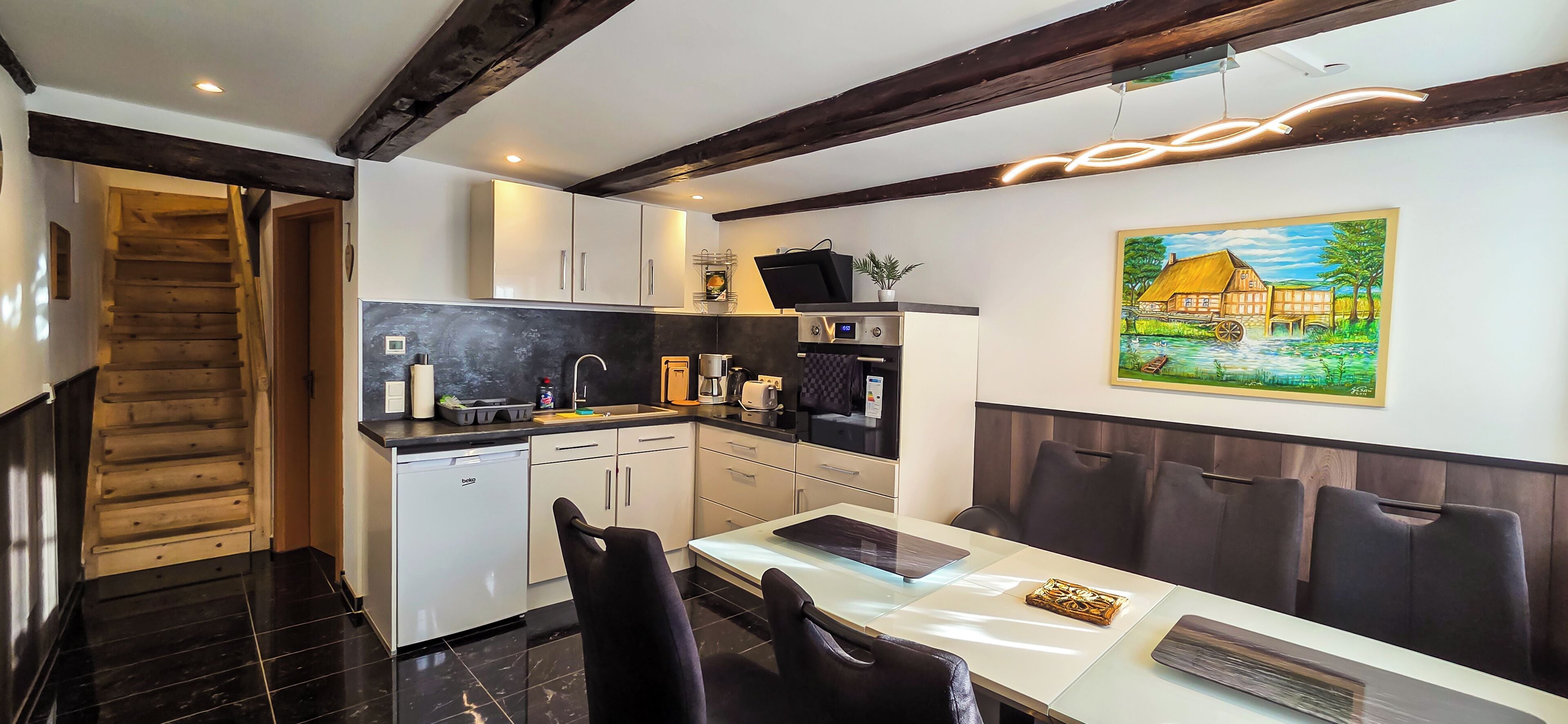 Réfrigérateur, four, plaque de cuisson, lave-vaisselle