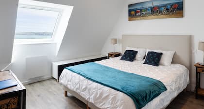 Guesthouse 'Ile Rouzic' with Sea View and Wi-Fi