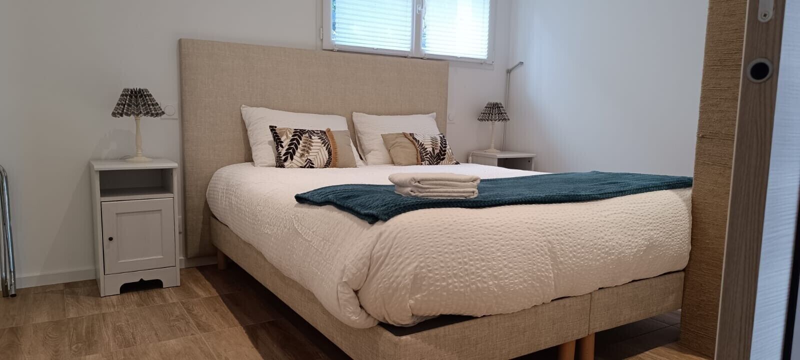 Fer et planche à repasser, Wi-Fi