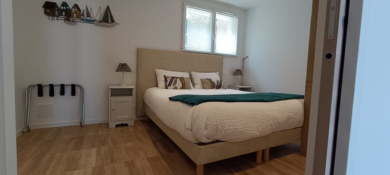 Fer et planche à repasser, Wi-Fi