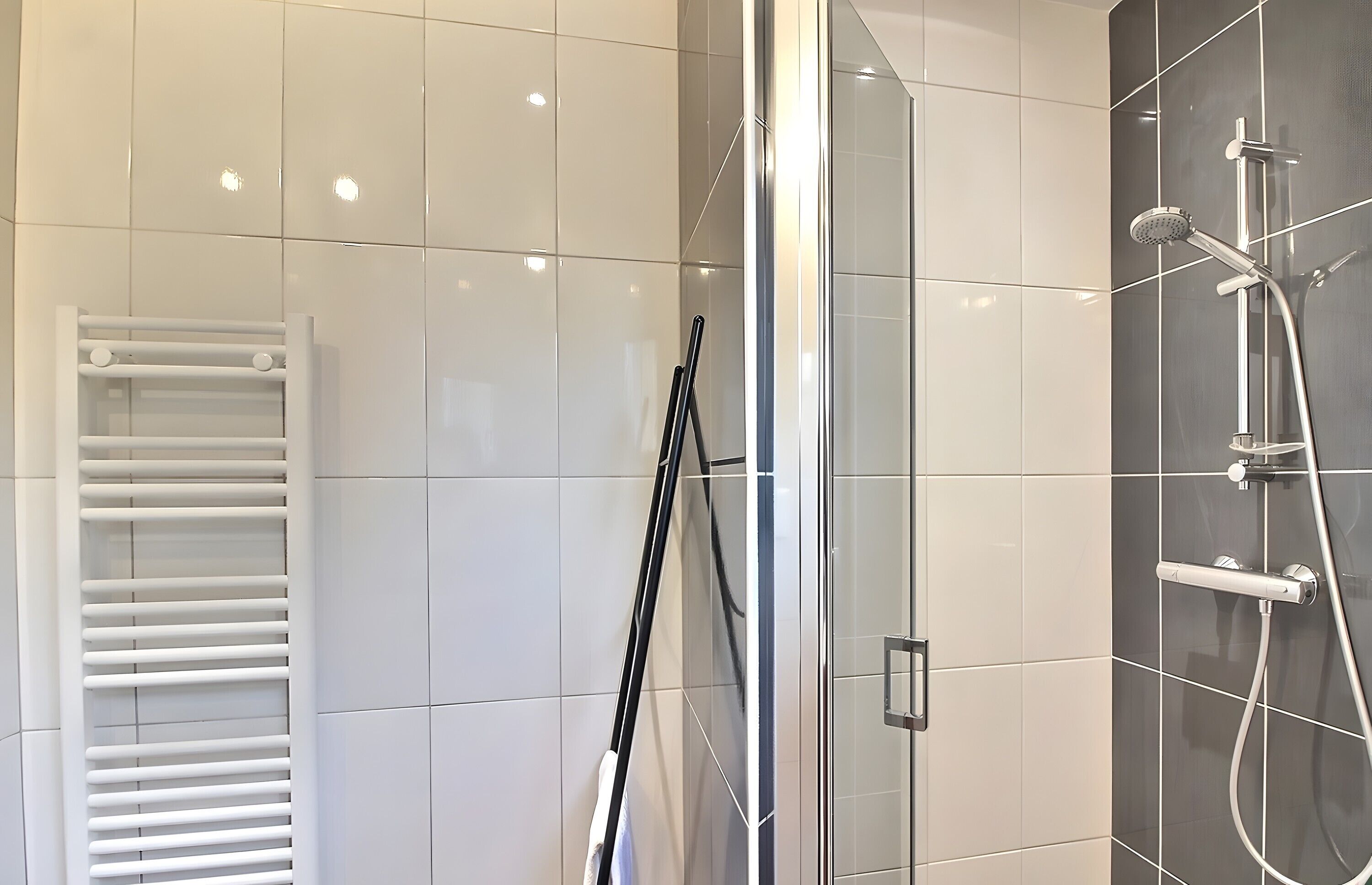 Doccia, asciugacapelli