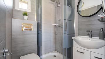 House | Bathroom