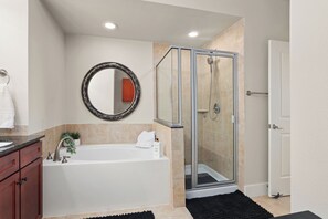 Shower, towels - Close to Lazy River Pool! Bay & Gulf Views! (Galveston)