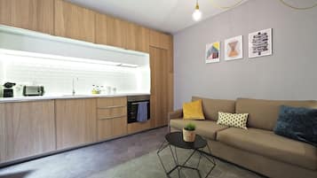 Apartamento | Cocina privada | Cafetera o tetera, hervidor eléctrico y trona infantil
