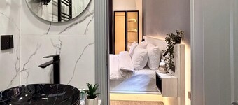 JM Central Boutique Hotel