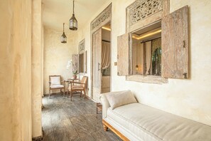 Interior - Stylish Villa Uluwatu | Enclosed Living & AC (Uluwatu)