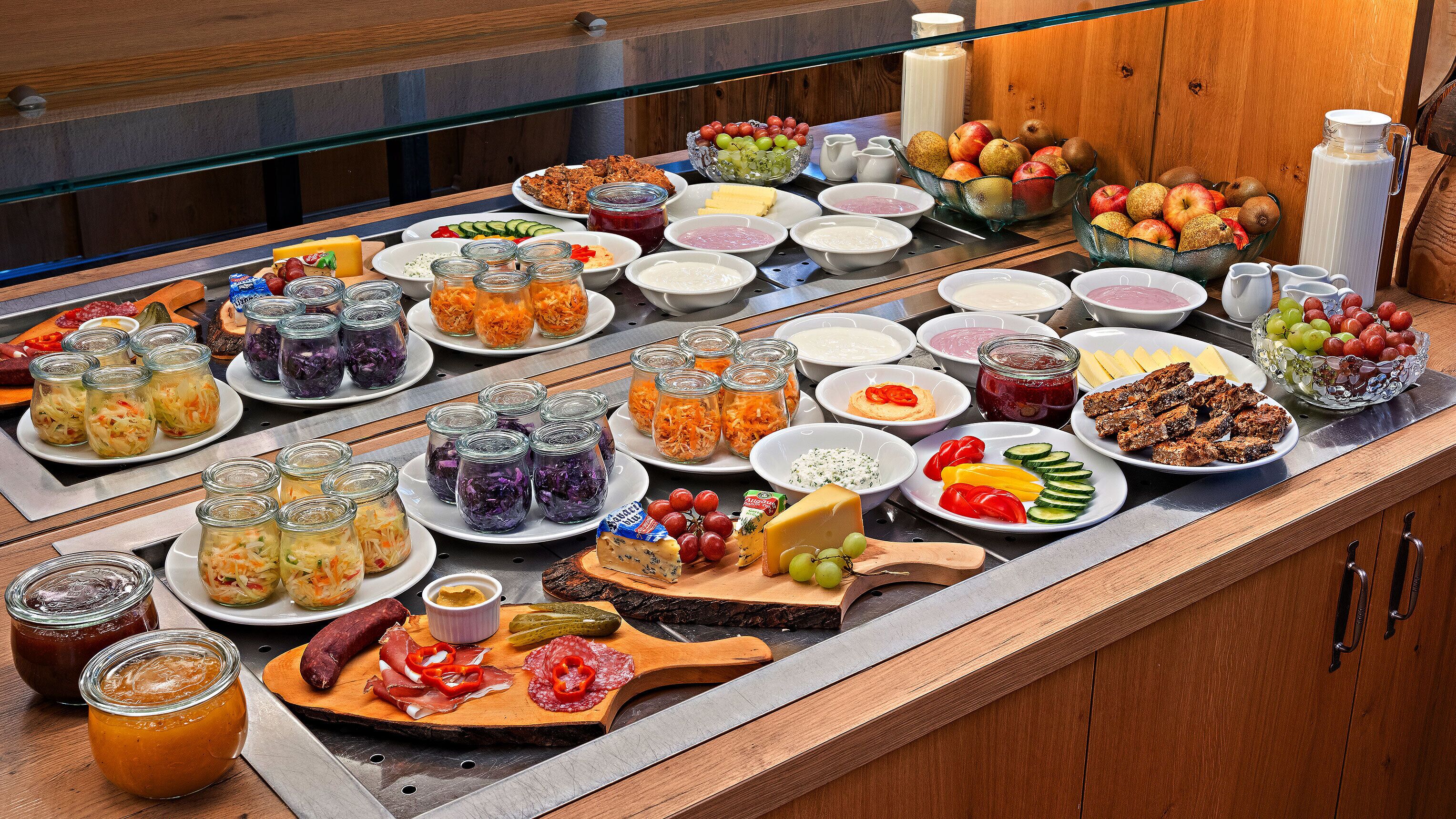 Free daily full breakfast