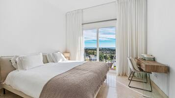 Strykejern/-brett, wi-fi og sengetøy