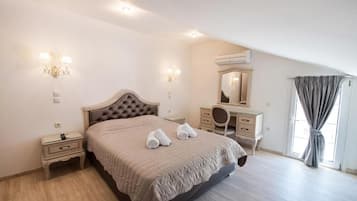 In-room safe, free WiFi