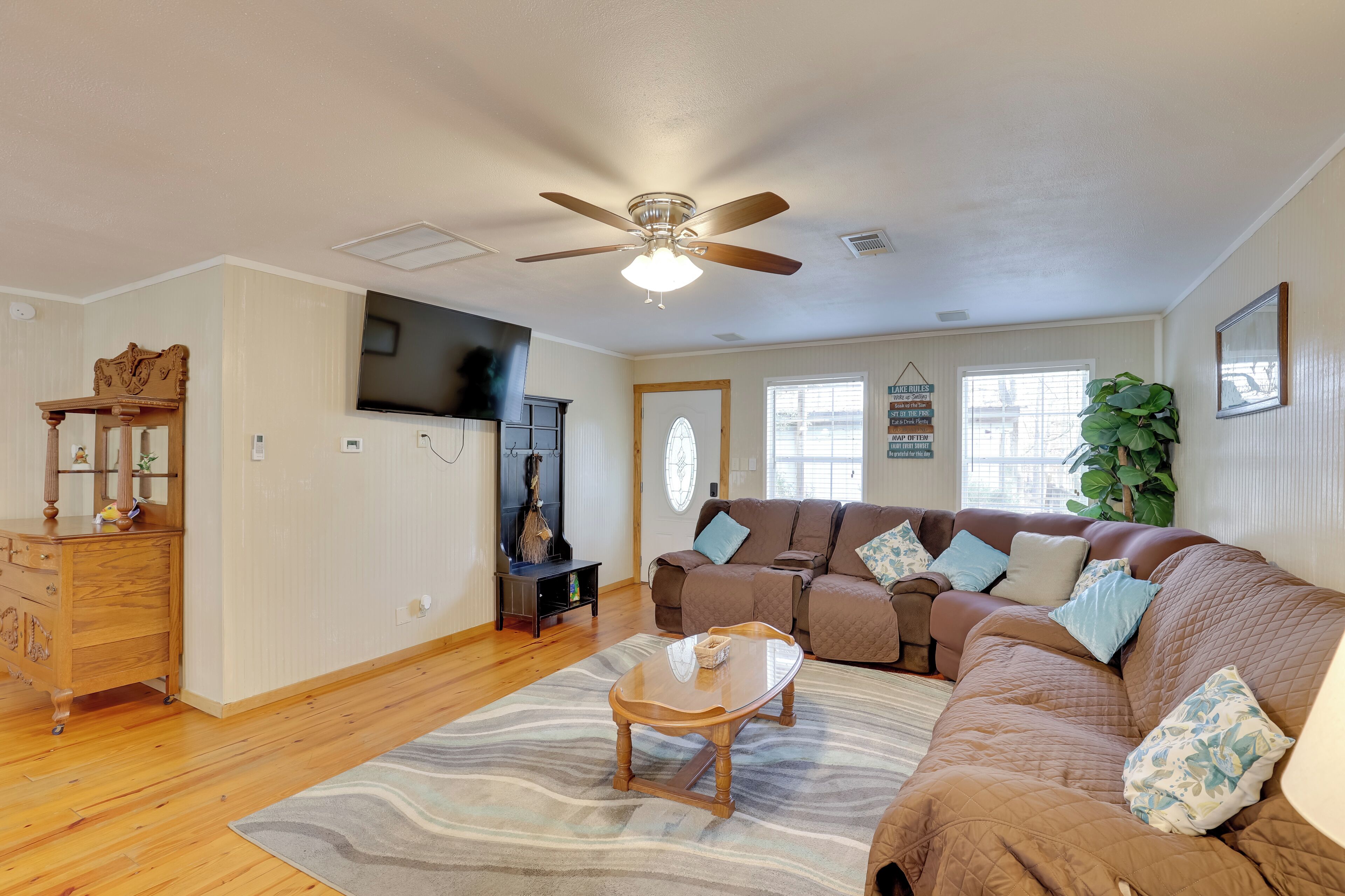 House (2 Bedrooms) | Front of property