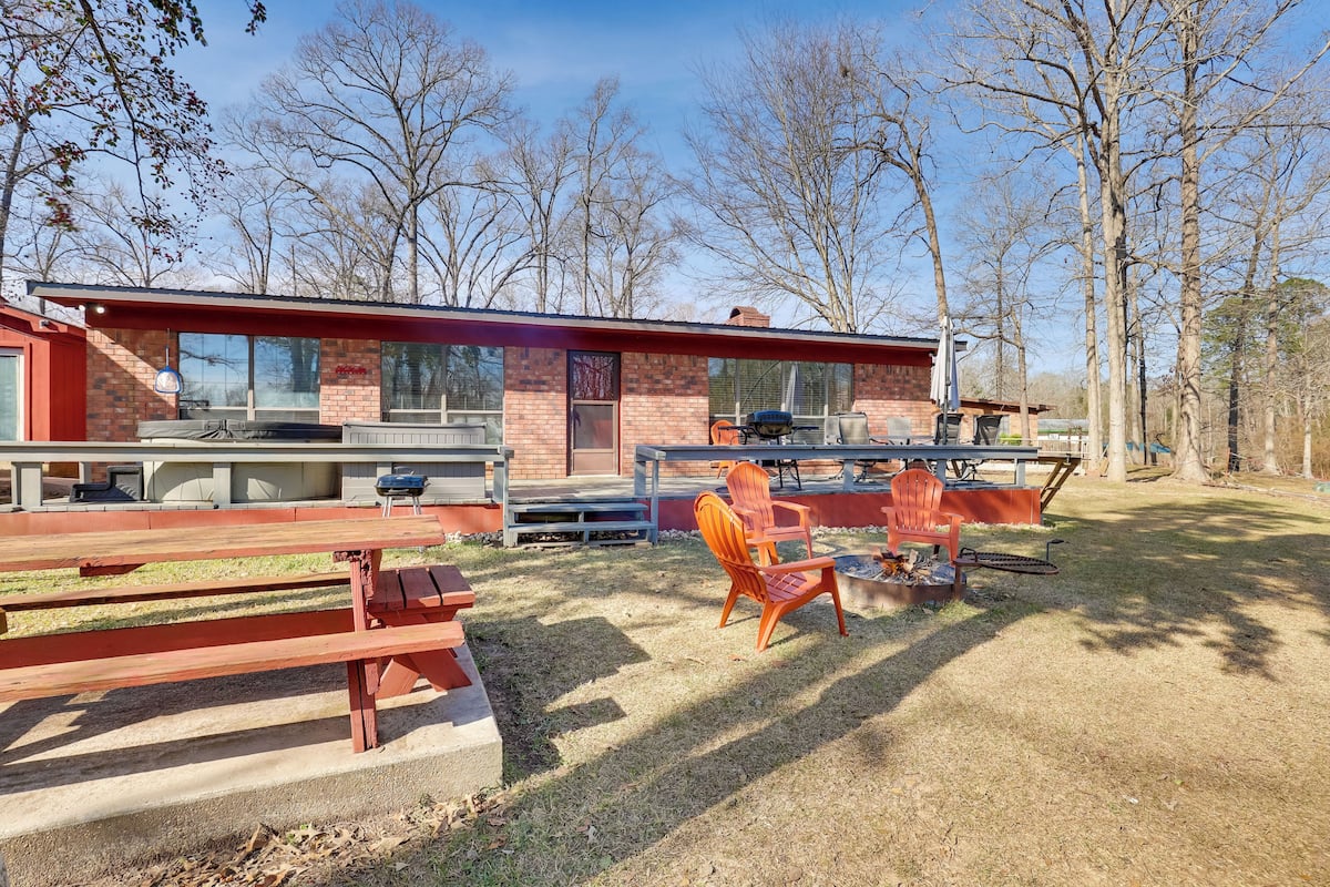 Rumah (2 Bedrooms) | Bagian depan properti