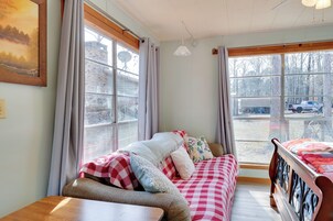 Apartment (0 Bedroom) | Interior