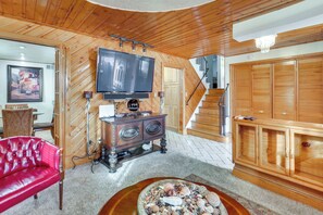 Hús (4 Bedrooms) | Að innan