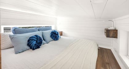 New England Tiny Home Experience: Coffee & More!