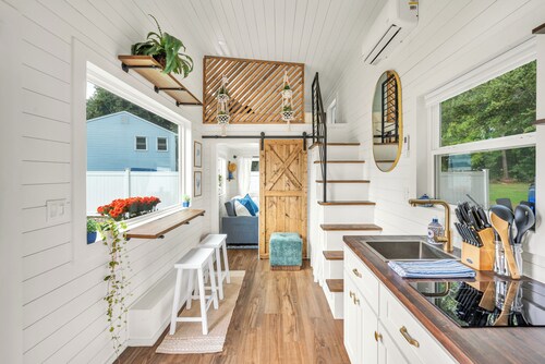 New England Tiny Home Experience: Coffee & More!