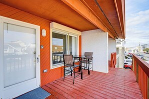 Apartment (1 Bedroom) | Interior - Steps to Sand & Surf! Couples Haven in Brigantine (Brigantine)