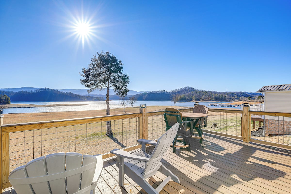 House (2 Bedrooms) | Front of property