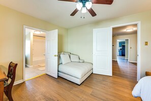 House (3 Bedrooms) | Interior - Explore the Bourbon Trail! Tranquil Country Home (Lebanon)