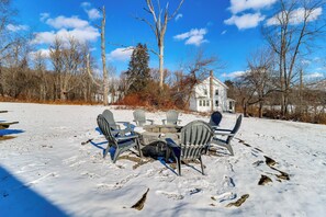 Interior - Year-round Fun on Lake Sheridan! Home w/ Patio (Nicholson)