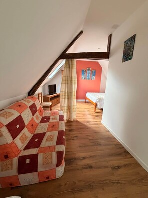 Wifi gratuïta i roba de llit 