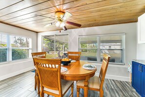 House (3 Bedrooms) | Interior - Snead Island Getaway! Steps to Bay & Emerson Point (Palmetto)