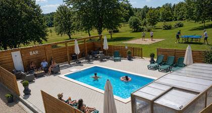 Nature Cottage – Peaceful stay & heated pool – Les Gîtes du Petit Marcel