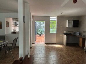 House, 3 Bedrooms, Smoking | Interior - The Cats Nail House (Cali)