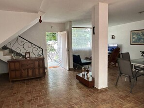 Hus, 3 soverom, røyk | Innvendig