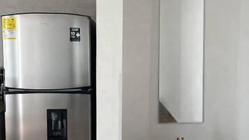 House, 3 Bedrooms, Smoking | Interior